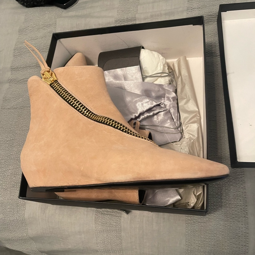 Worn once great condition